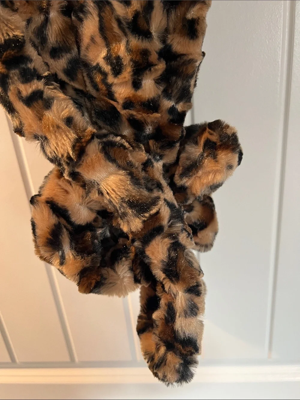 Faux Fur Leopard Print Scarf - Brown & Black